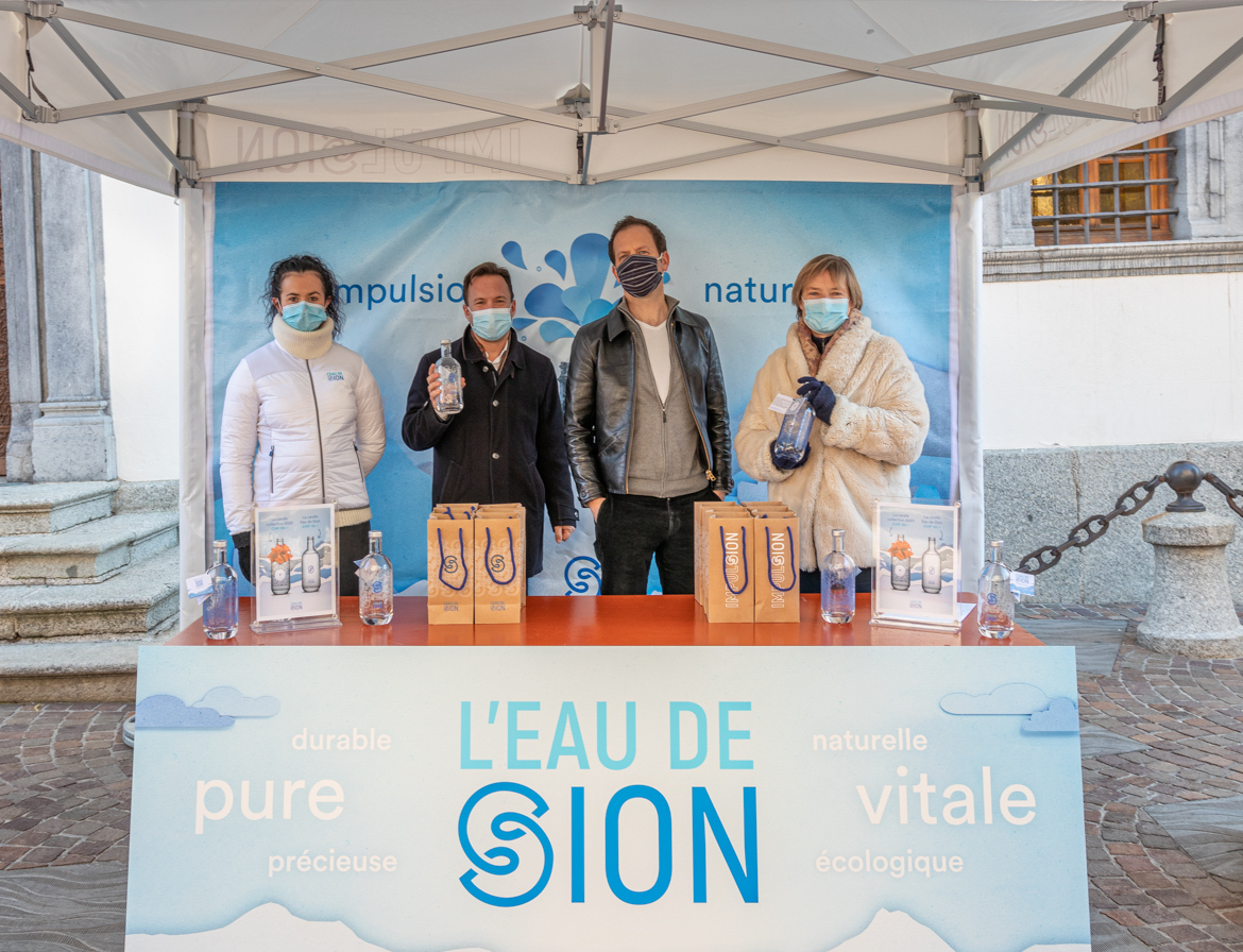 Lire la suite à propos de l’article Un stand pour L’Eau de Sion
